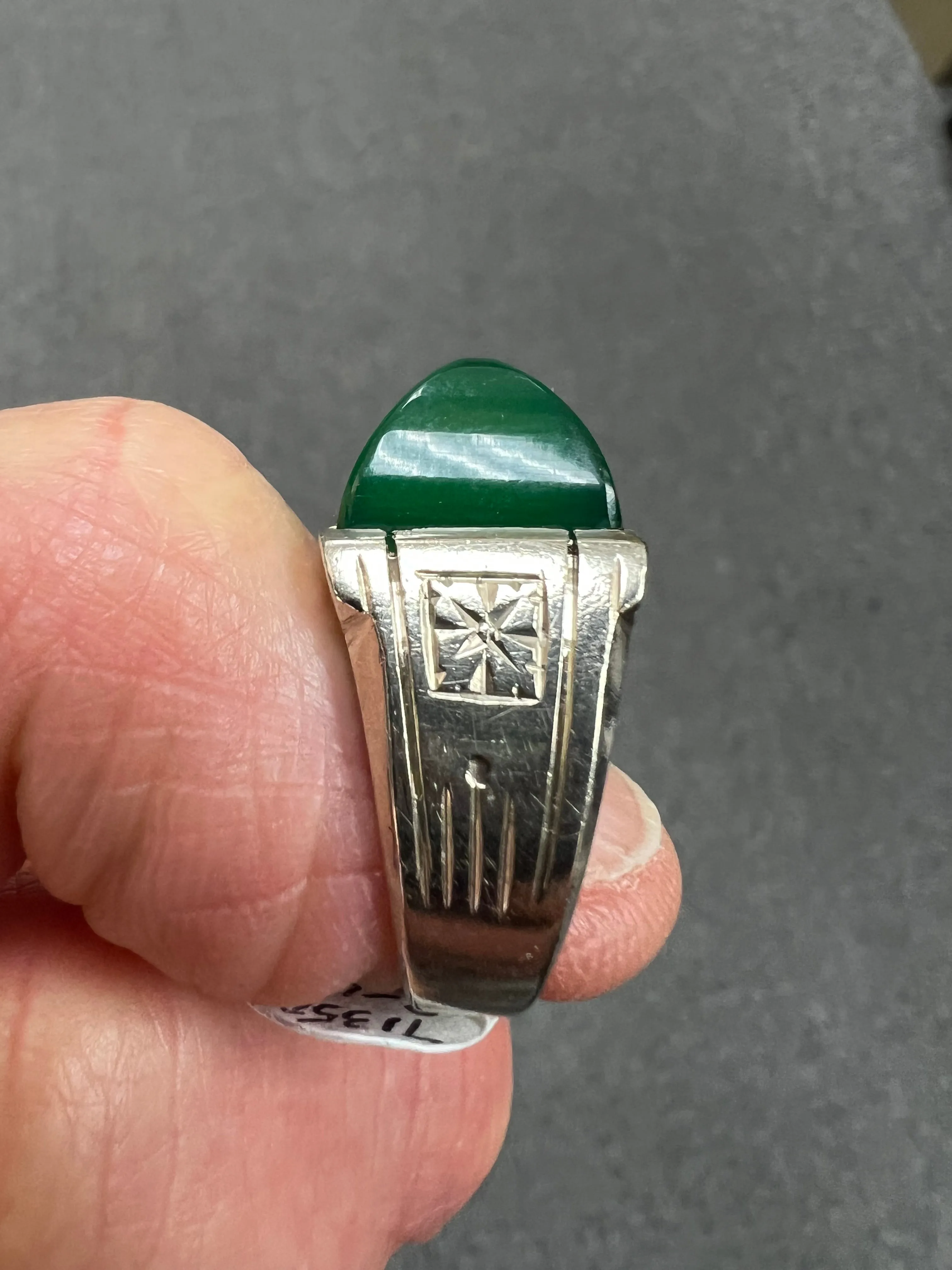 Art Deco Green Onyx White Gold Ring