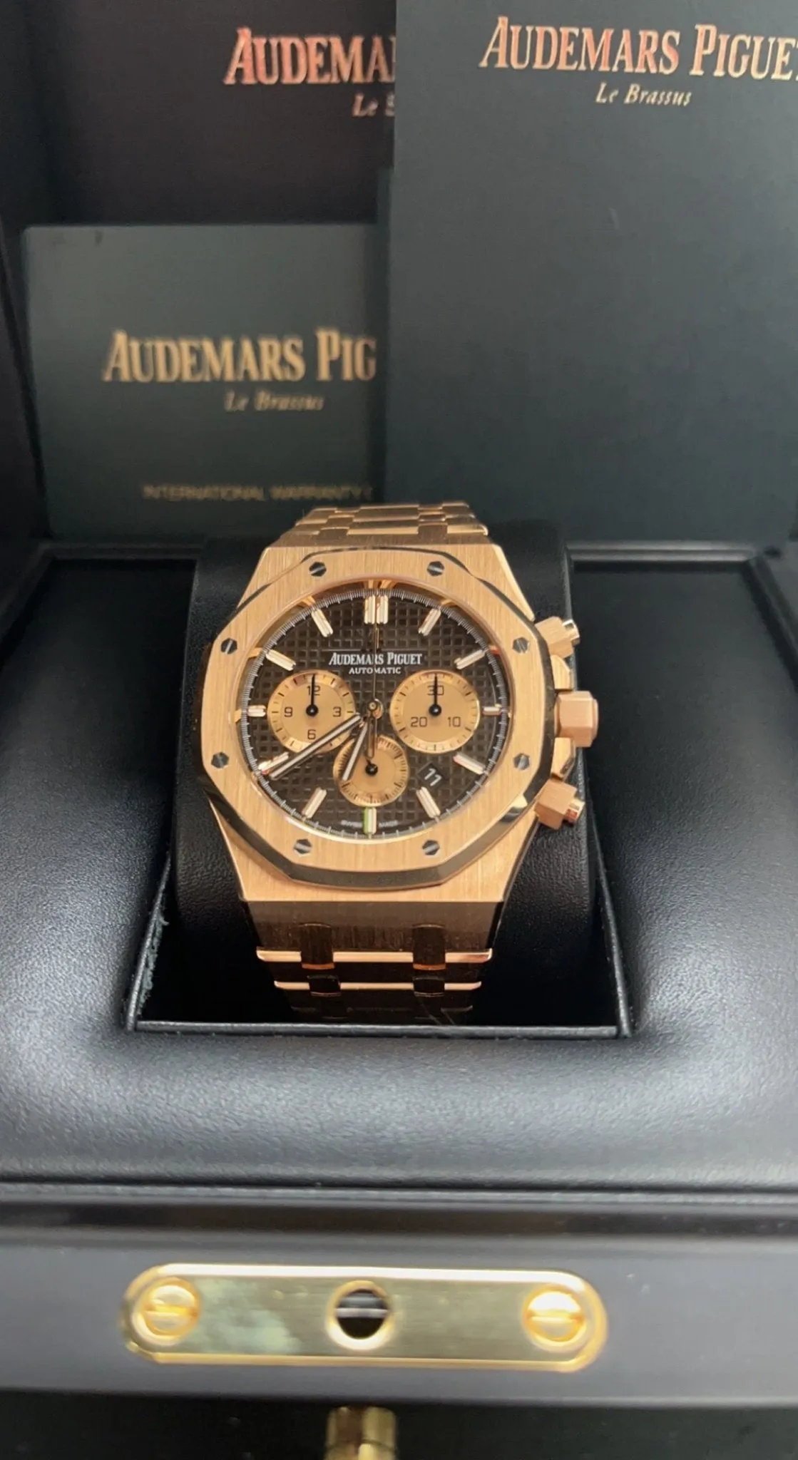 Audemars Piguet Royal Oak Selfwinding Chronograph 41mm Brown dial (Reference # 26239OR.OO.1220OR.02)