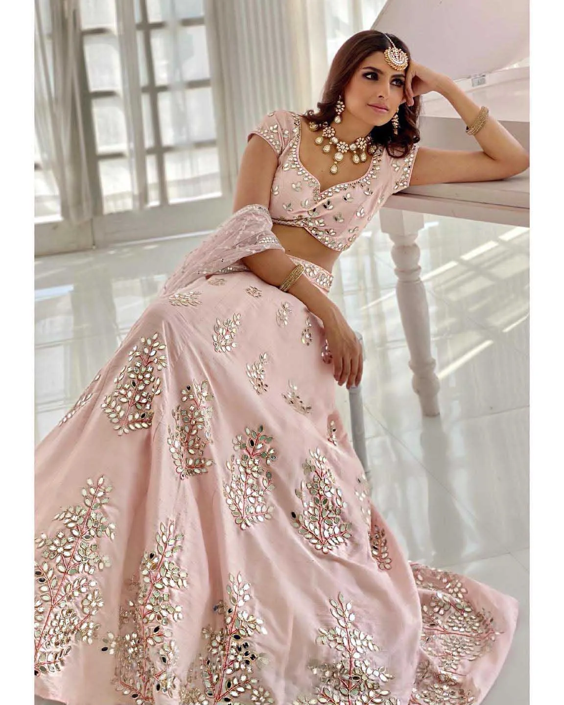 BEAUTIFUL-THREAD-EMBROIDERED-PINK-LEHENGA