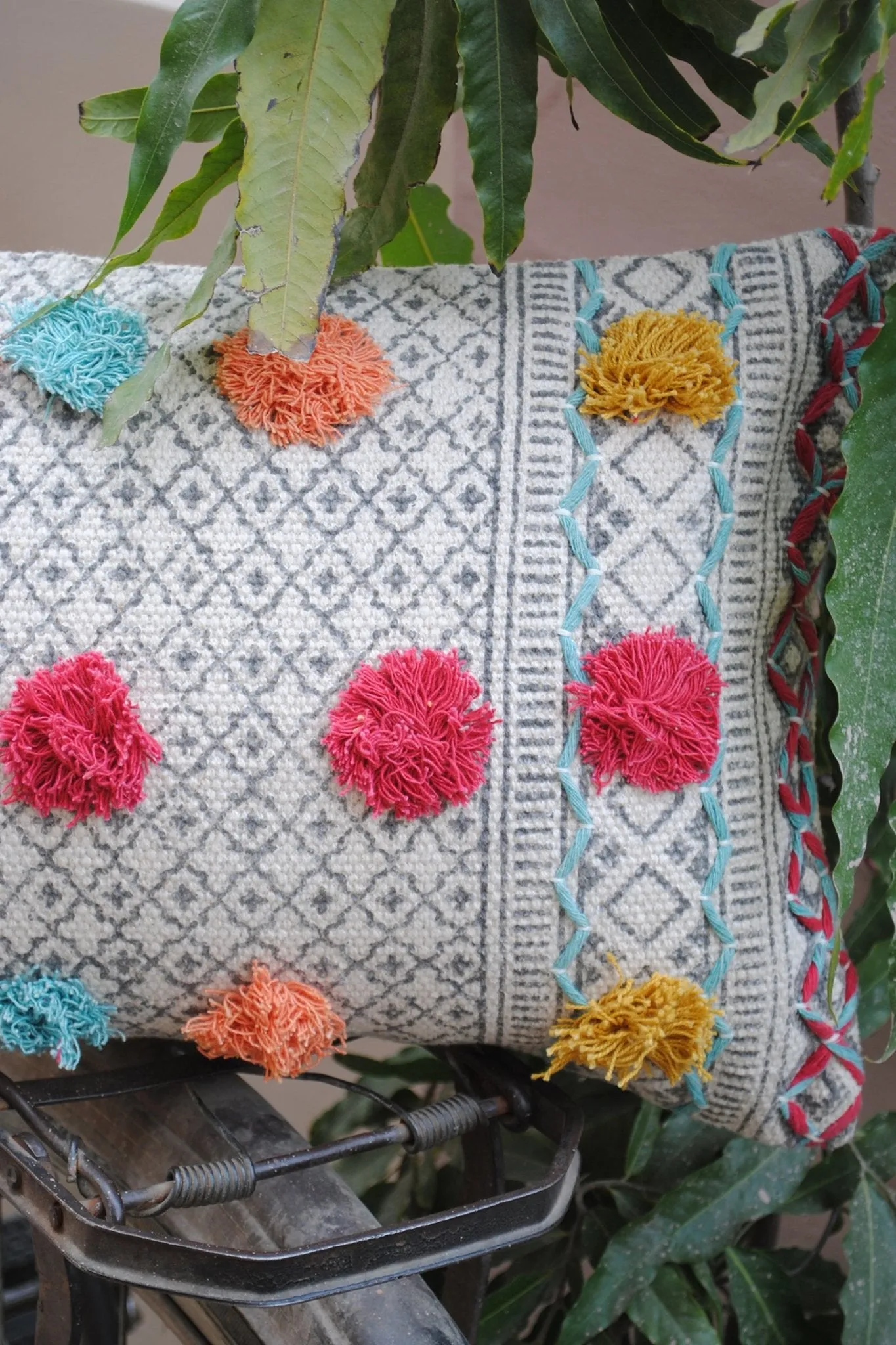 DAHLIA - LUMBAR CUSHION COVER