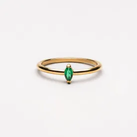 Dainty Emerald Ring