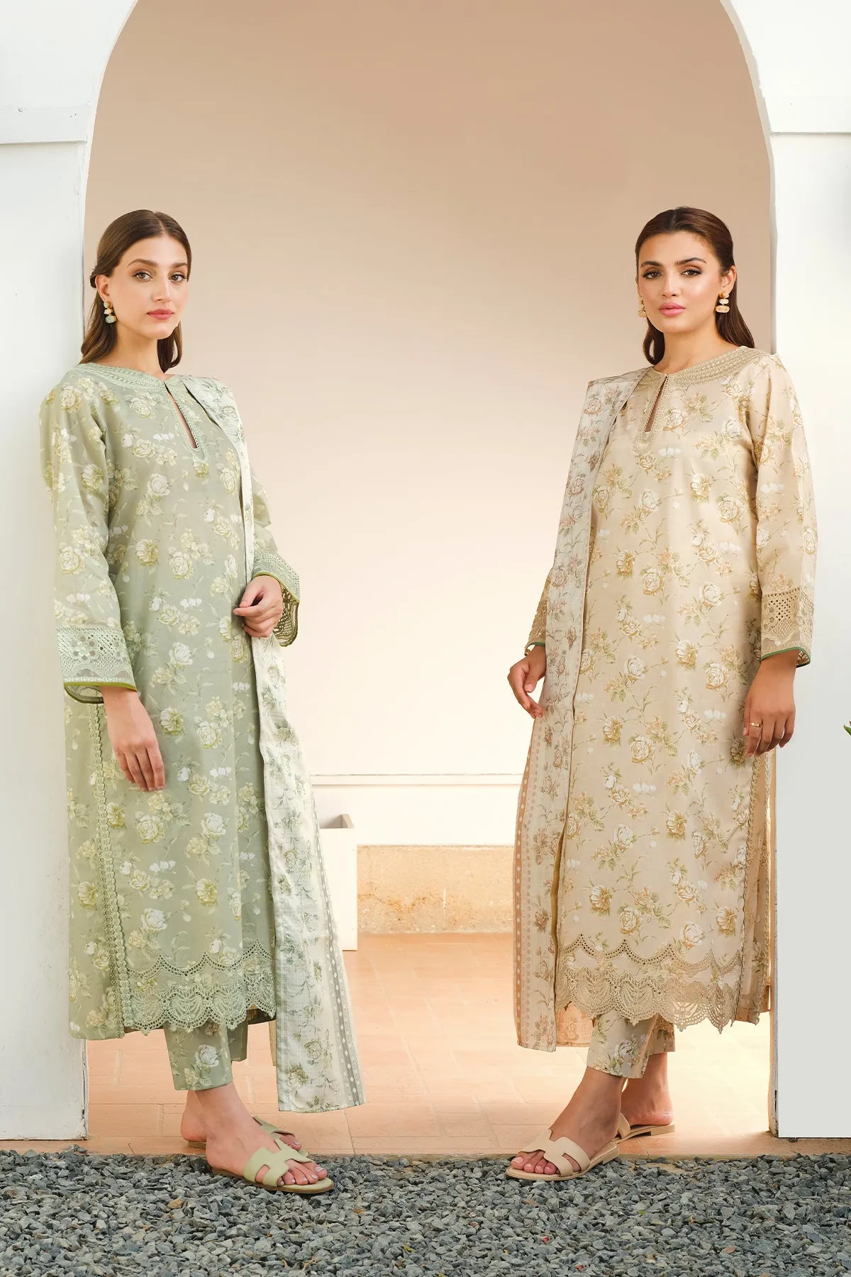 EMBROIDERED  LAWN UF-655