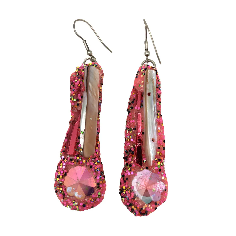 PINK WITH SHELL PENDANT EARRINGS